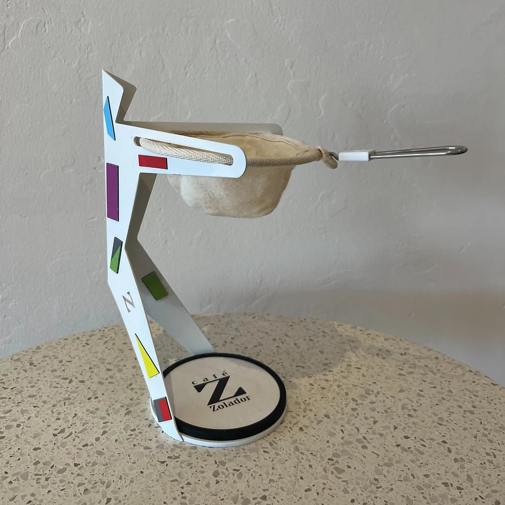 Zolador with magnets